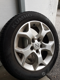 4 gomme inverna KUMHO completi di cerchi in lega