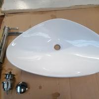 lavabo bagno da appoggio e rubinetto