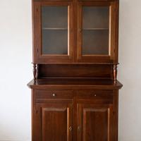 Credenza con vetrina