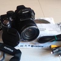Fujifilm FinePix S3200 con zoom 24x