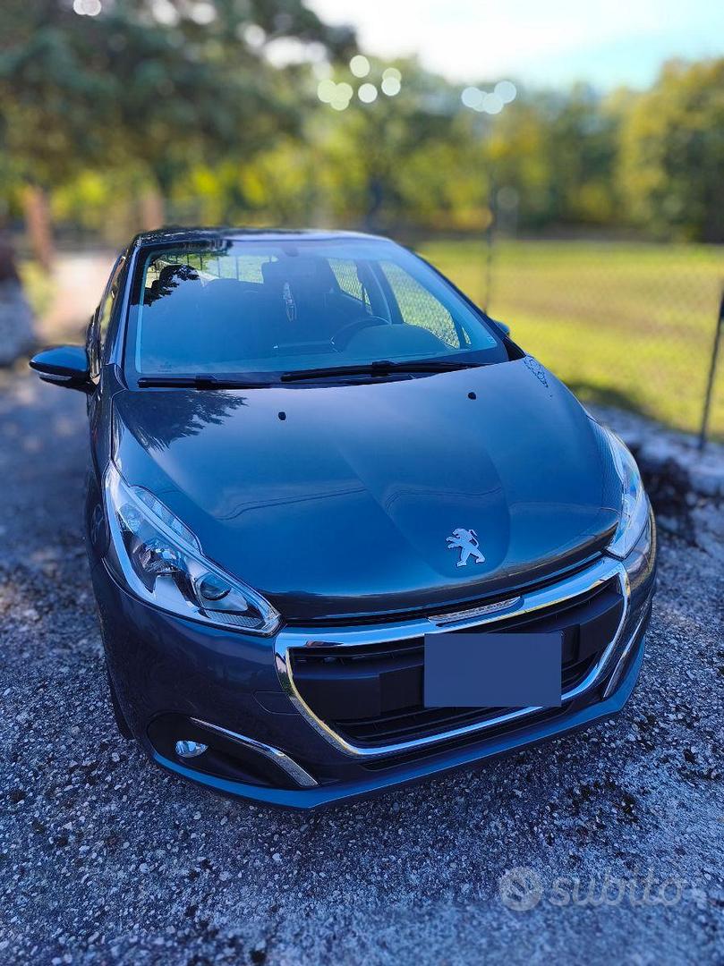Peugeot 208 1° serie