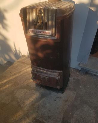 stufa a legna ANNI 70 - oggetto vintage