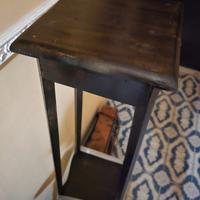 Angoliere in noce da salotto in legno in eccellent