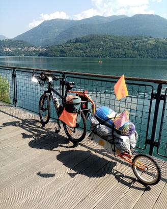 CARRELLO PER BICICLETTA CON ATTACCO A TUBO SELLA