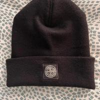 Berretto stone island