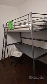 2 Strutture Letto con Scrivania, Materasso e Sedia