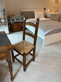 Sedie in noce