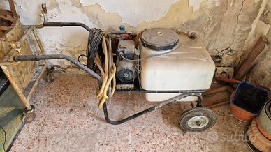 Pompa irroratrice elettrica a carriola con ruote