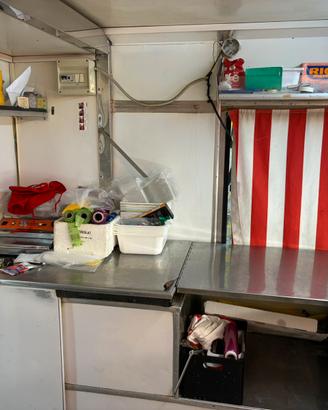 Banco per salumi e formaggi