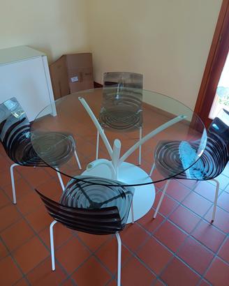 Tavolo e sedie Calligaris 