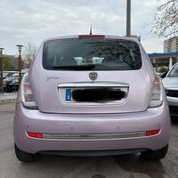 Lancia ypsilon elle