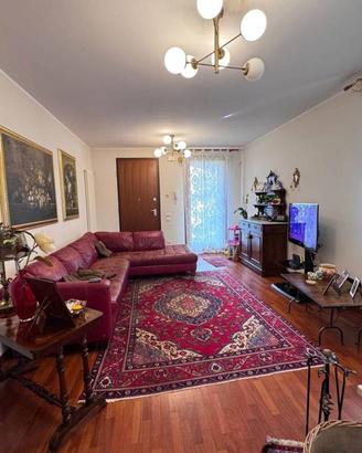 Villa di 142 m² con più di 5 locali e box auto a S