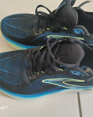 Scarpe running brooks
