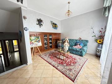Villetta a schiera di 178 m² con più di 5 locali e