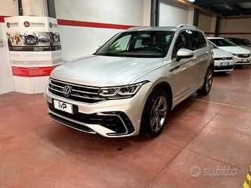Volkswagen Tiguan 2.0 TDI 150 CV SCR DSG R-Line