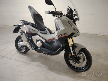 Honda x adv 750