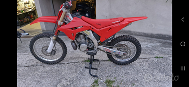 Honda cre 250 2t targata