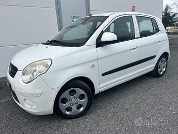 Kia Picanto 1.1 12V Trendy 5 P GPL