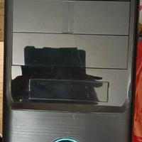 pc case e tastiera e chiavetta wireless 