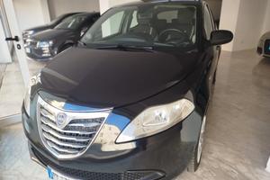 Lancia Ypsilon 1.2 69 CV 5 porte Platinum