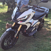 Honda x-adv