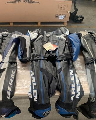 GIACCHE, PANTALONI E TUTE DA MOTO