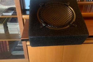 Cassa acustica con doppio Subwoofer e due twitter