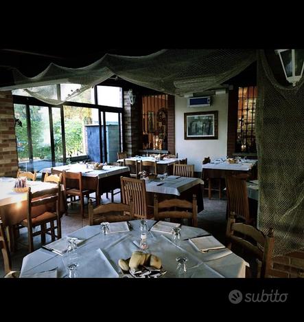 Ristorante con forno a legna