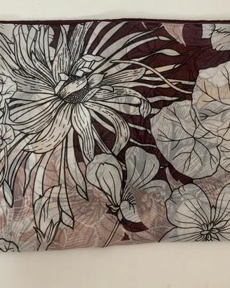 Foulard floreale Carpisa