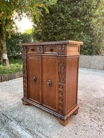 Mobiletto / Credenzina Vintage in Legno Intagliato