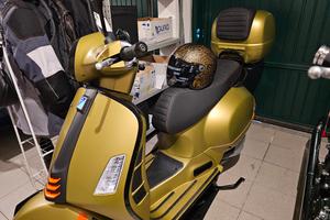 Vespa 300 gts super sport
