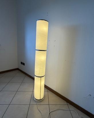 Lampada da terra IKEA cilindrica – luce calda, mod