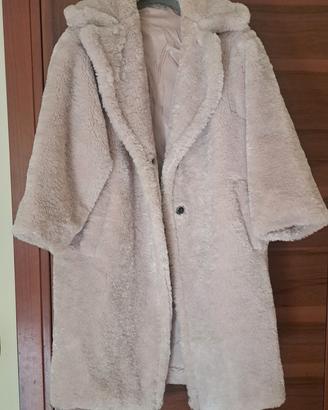 cappotto in pelliccia ecologica tipo teddy