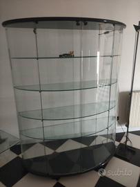 vetrina ovale in cristallo 