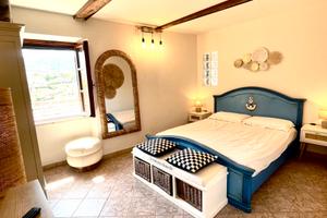 Grazioso bilocale in pieno centro a capoliveri