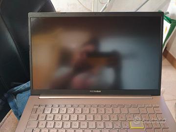 Asus vivobook 15 i7 Nvidia 2gb  immacolato