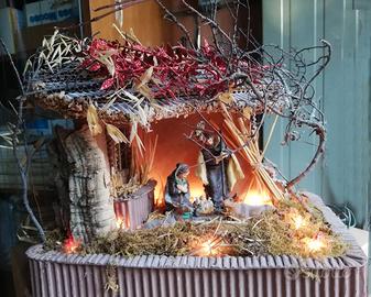 PRESEPE PRESEPIO ARTIGIANALE CON LUCINE