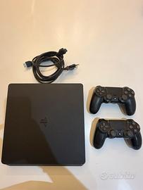Ps4 slim 2 joypad + giochi