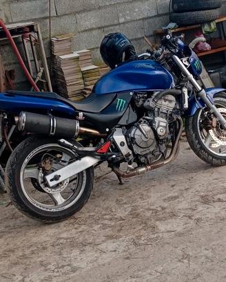 honda hornet 600