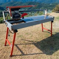 Taglia piastrelle con larga ampiezza di taglio