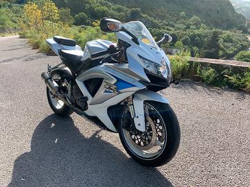 Suzuki gsx-r 600