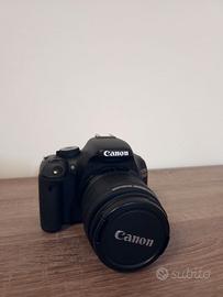 Canon 550D + obiettivi e accessori