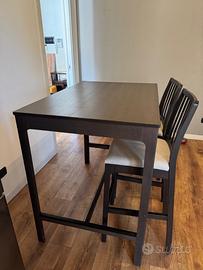 Tavolo alto Ikea con 4 sgabelli