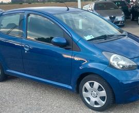 Toyota Aygo 1.0 12V VVT-i 5 porte Sol
