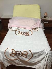 Letto 1 piazza con sollevamento elettrico