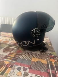 Casco Momo Design