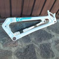 Commencal supreme v4 carro posteriore
