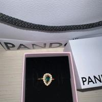 Anello regolabile oro e verde nuovo mai usato