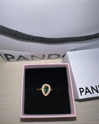 Anello regolabile oro e verde nuovo mai usato