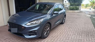 kuga benzina Hybrid 